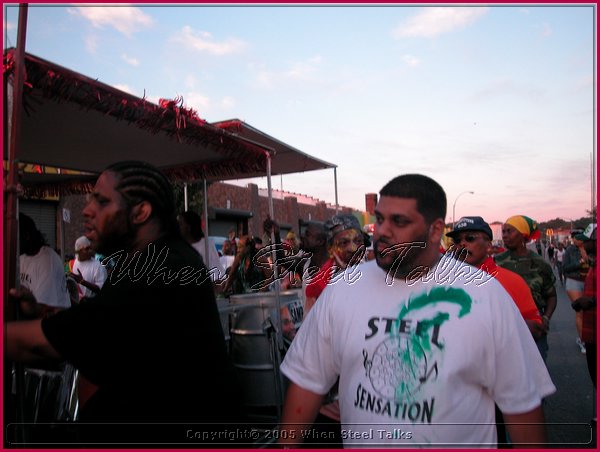 J'Ouvert -DSCN1010.JPG