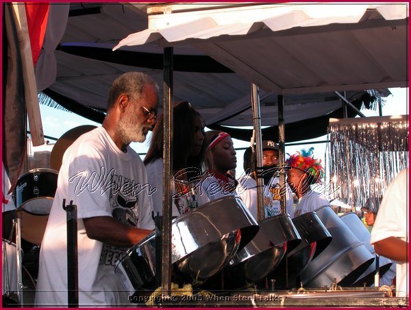 J'Ouvert -DSCN1066.JPG