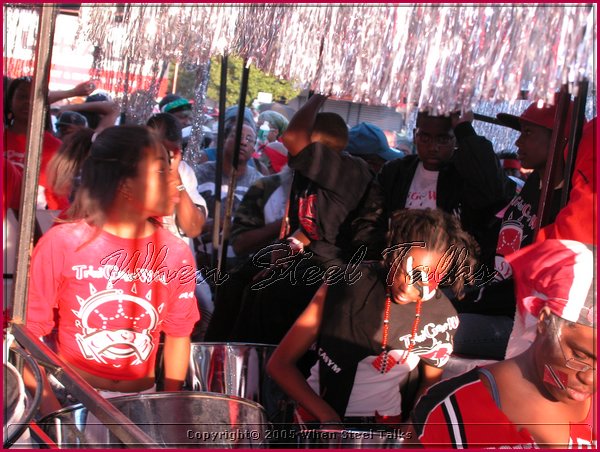 J'Ouvert -DSCN1084.JPG