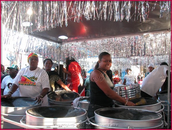 J'Ouvert -DSCN1102.JPG