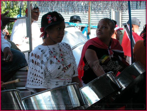 J'Ouvert -DSCN1206.JPG