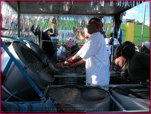 J'Ouvert -DSCN1211.JPG