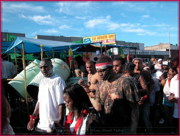J'Ouvert -DSCN1218.JPG