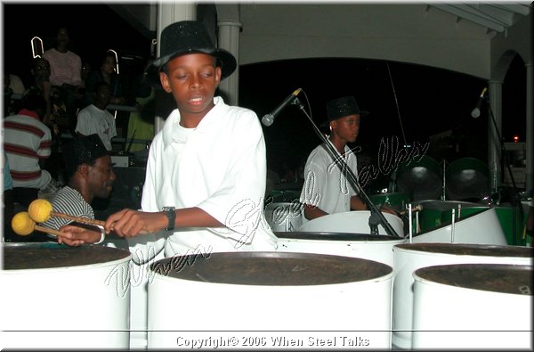 Cool Steel Orchestra -DSCN1120.JPG