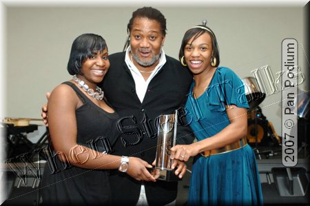 Shabaka Thompson presenting the National Panorama Award to Ebony.jpg