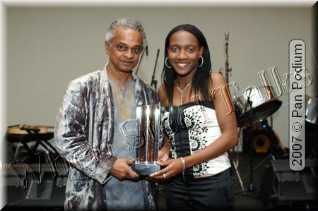 Tara Baptiste presenting the Randolph Baptiste Award to Southside Harmonics.jpg