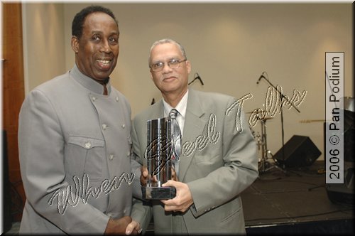 Arthur France receives his BAS Hall of Fame Award from Ashton Forde.jpg