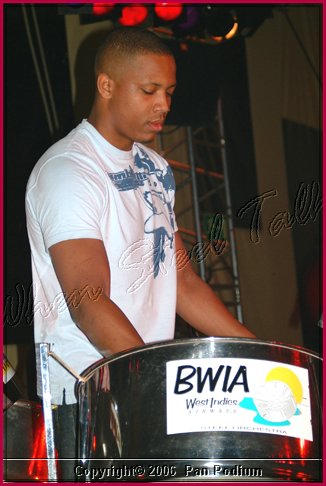 Samuel Du Bois in Concert.jpg