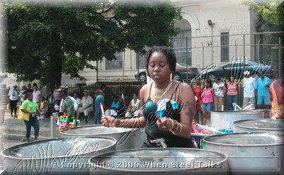 tonic-panama-parade.jpg