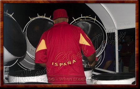 On The Drag -CRW_6041- Panorama 2006.jpg