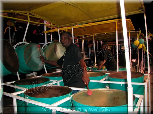 Invaders_DSCN3823Semi Finals 2006.JPG