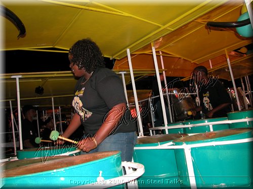 Invaders_DSCN3834Semi Finals 2006.JPG