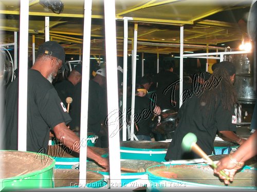 Invaders_DSCN3836Semi Finals 2006.JPG