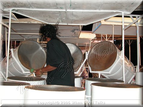 Skiffle_Bunch_DSCN3896Semi Finals 2006.JPG