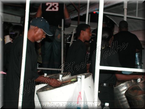 Skiffle_Bunch_DSCN3901Semi Finals 2006.JPG